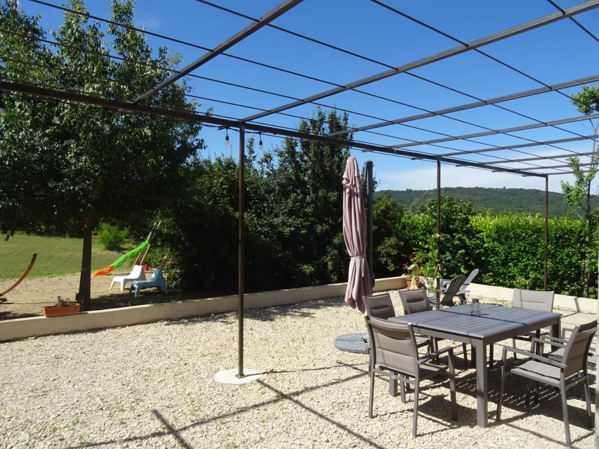 Campagne Ceres Bed & Breakfast Le Puy-Sainte-Reparade Exterior photo